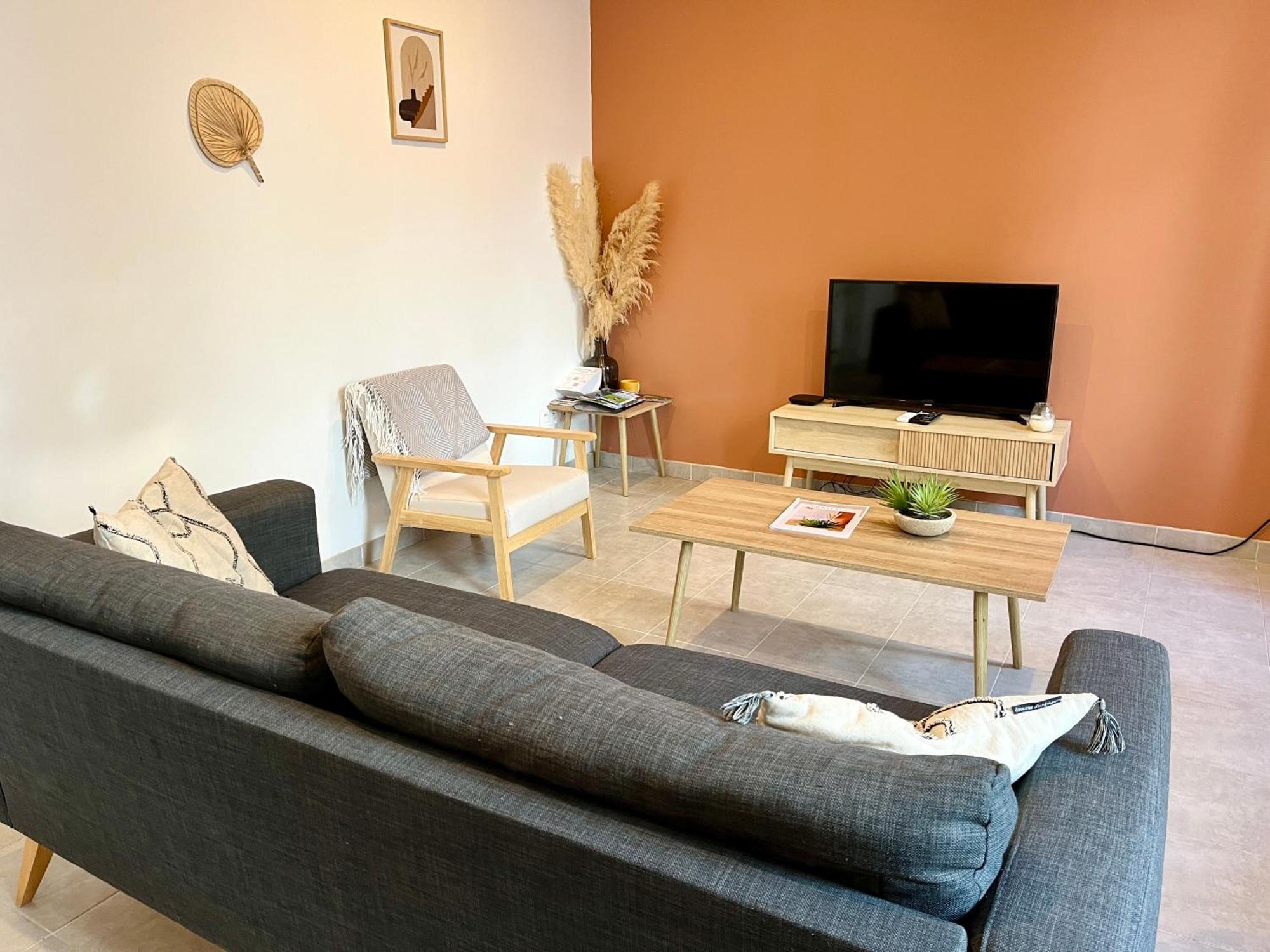 Le Riquet - Parking Et Jardin Prive, Clim, Rdc Castelnaudary Exterior foto